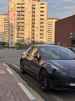 تسلا موديل 3